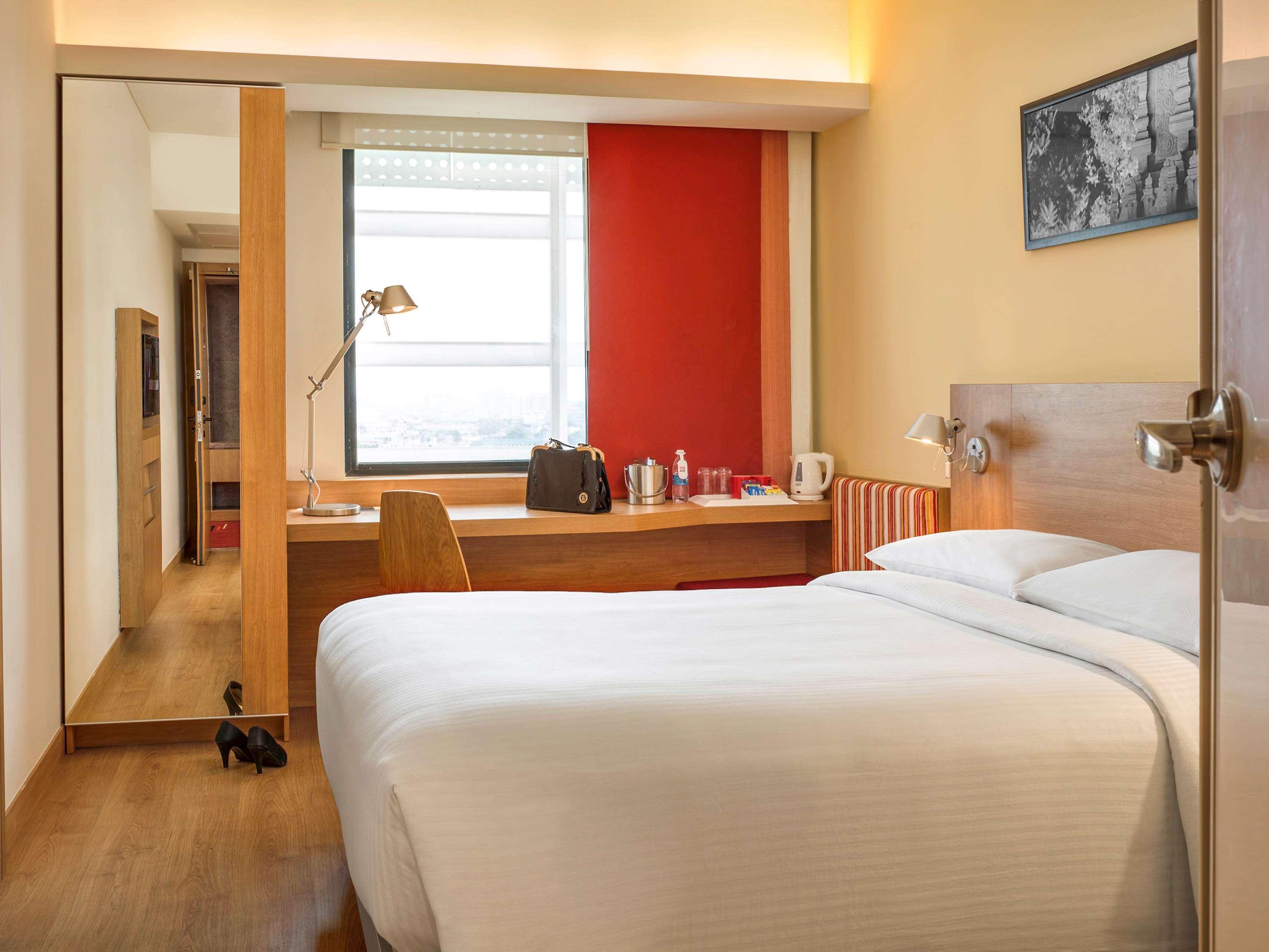 Ibis Chennai City Centre - An Accor Brand Экстерьер фото